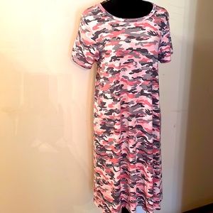 LuLaRoe pink camo high low dress